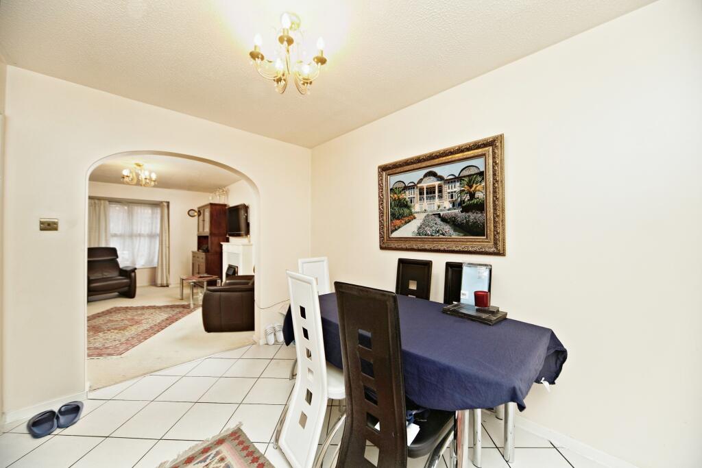 Additional image 4 of Hamond Close, South Croydon, CR2