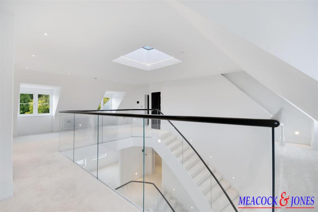 Additional image 29 of Ridgeway, Hutton Mount, Brentwood