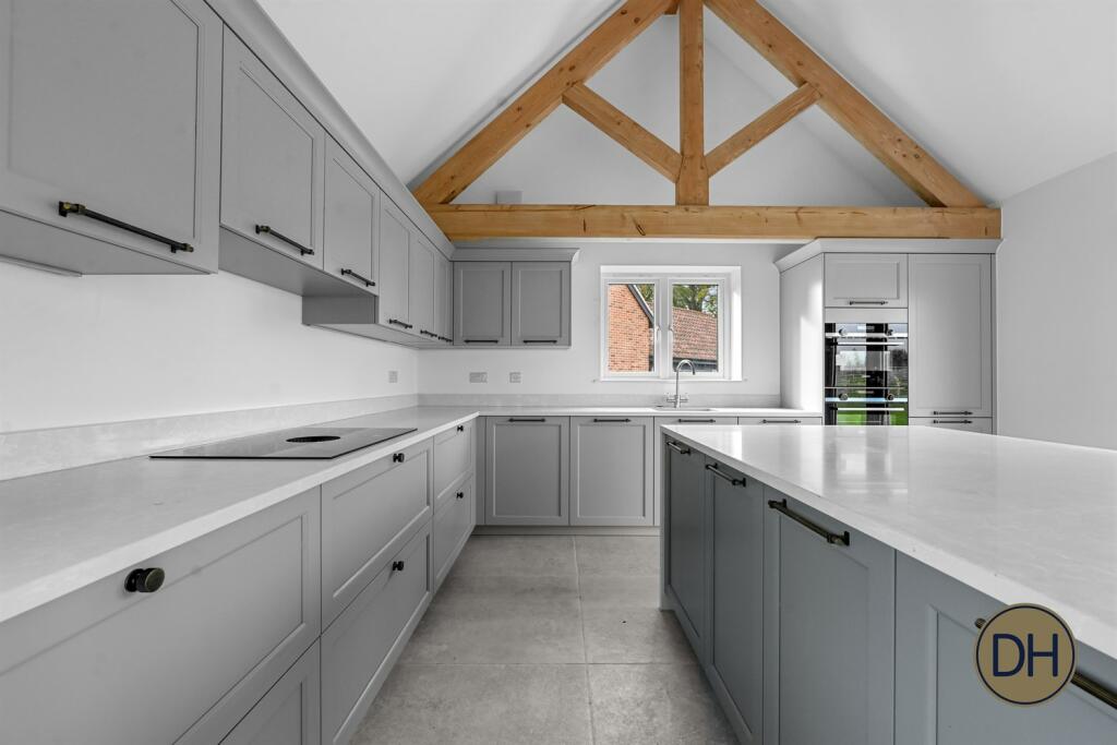 Additional image 7 of Quince Hall Farm, Chelmsford Road, Blackmore, Essex CM4