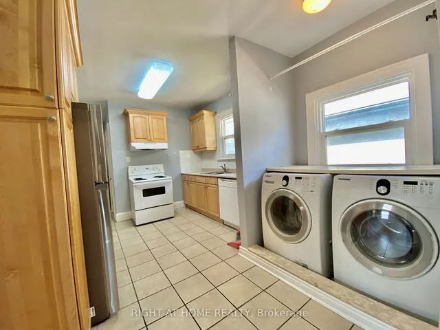 Additional image 31 of 1196 Avenue Rd