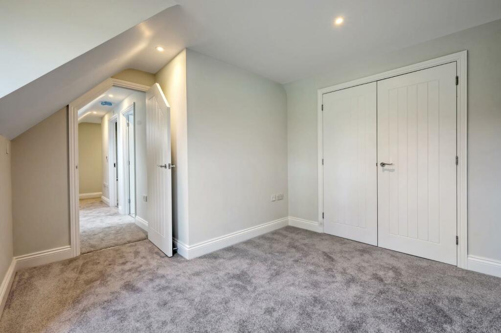 Additional image 12 of Brizes Park, Kelvedon Hatch