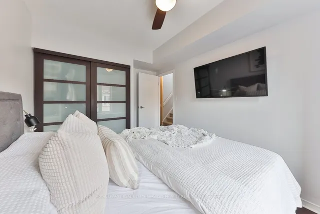 Additional image 14 of 50 East Liberty St Unit 1127