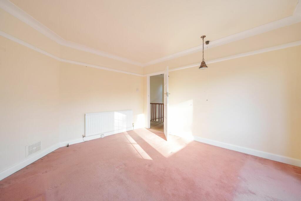 Additional image 11 of The Netherlands, Coulsdon, CR5