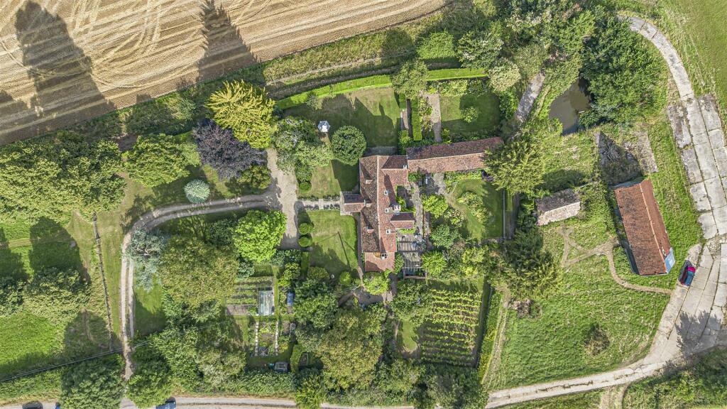 Additional image 6 of Ollivers Farm, Yeldham Road, Toppesfield, Halstead