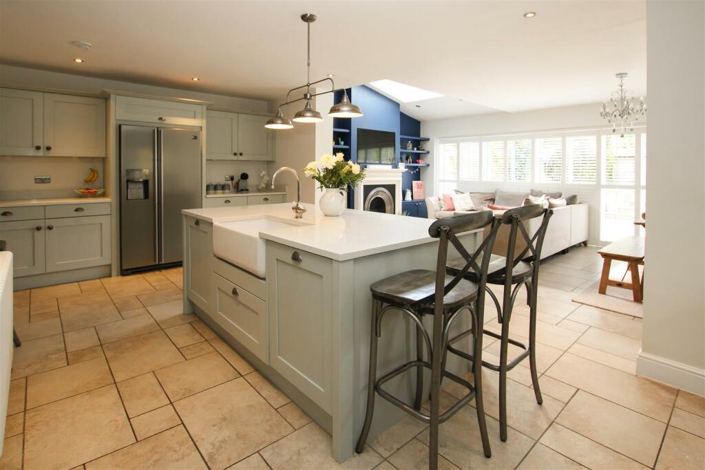 Additional image 8 of Middle Road, Ingrave, Brentwood