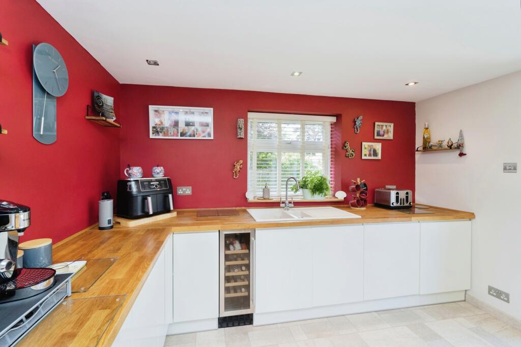 Additional image 7 of Bennett Close, Willaston, Cheshire, CH64