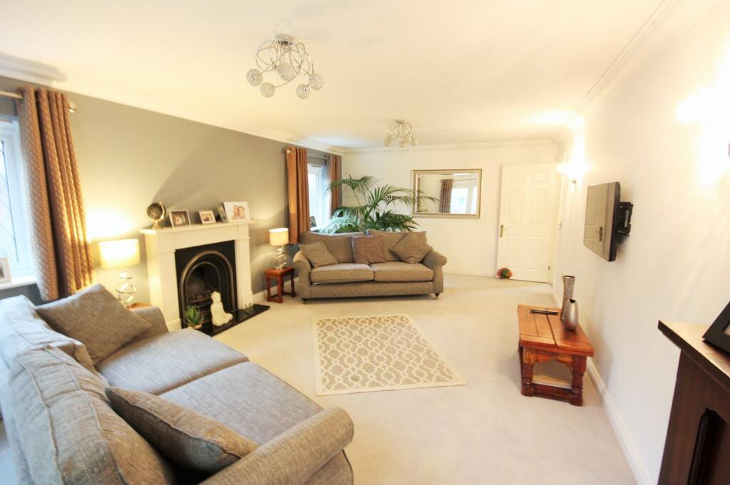 Additional image 4 of Hedgerows, Hutton, Brentwood, CM13