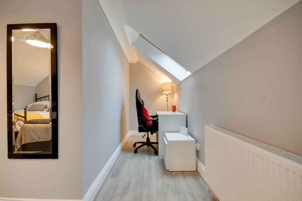 Additional image 25 of Britannia Close, Billericay, CM11