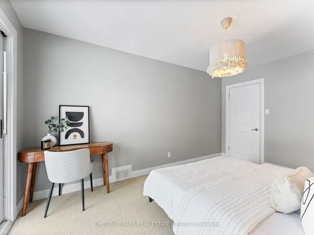 Additional image 22 of 18 Woodway Tr