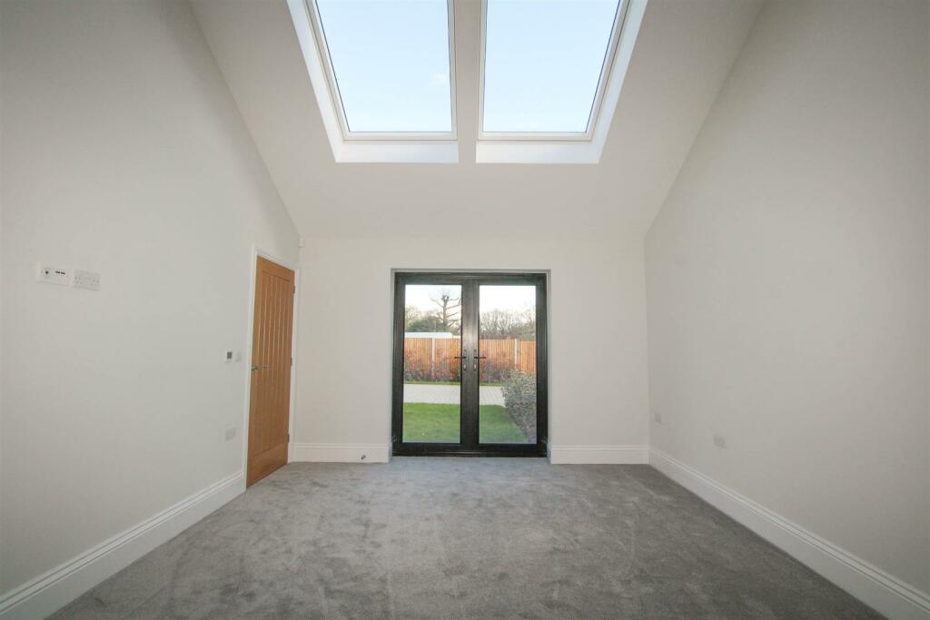 Additional image 9 of Broomhills Chase, Little Burstead, Billericay