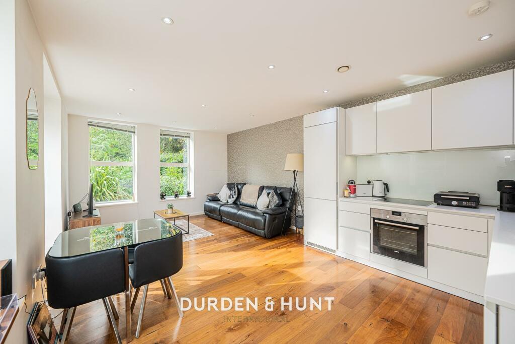 Additional image 27 of Piercing Hill, Theydon Bois, Epping, CM16