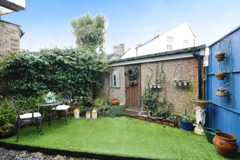 Additional image 17 of Tower Hill, Brentwood