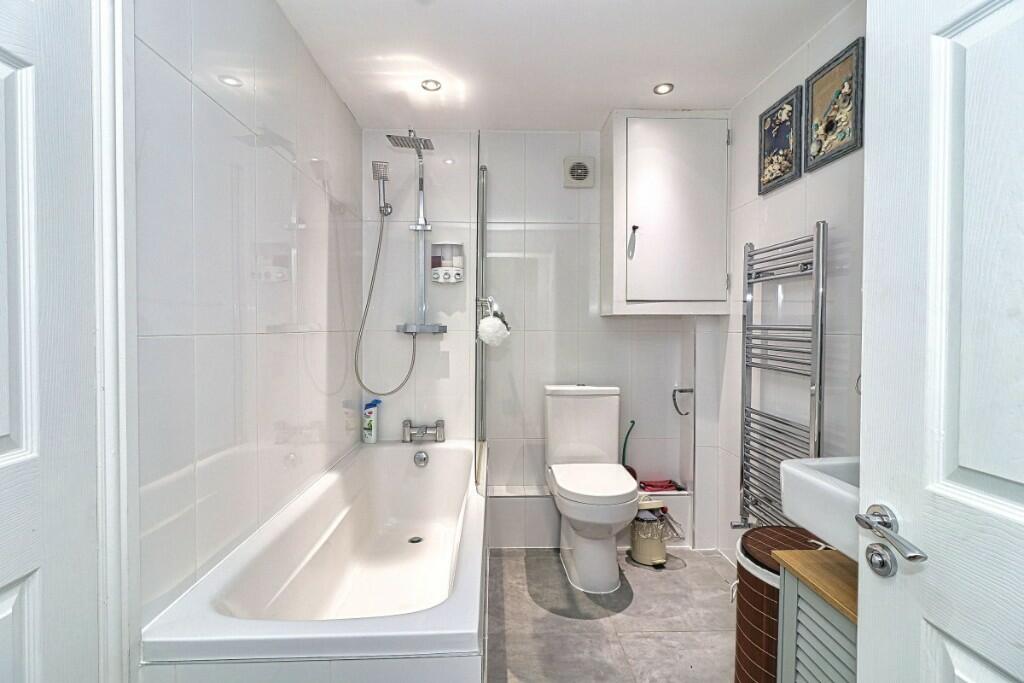 Additional image 4 of Broadoaks Crescent, Braintree, Essex, CM7