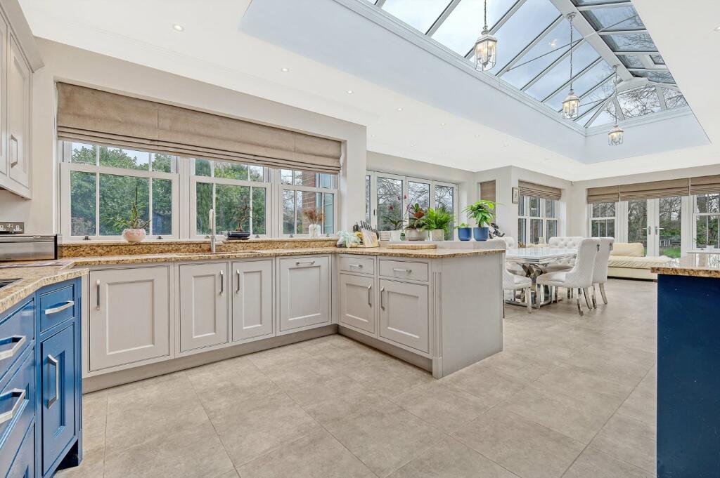 Additional image 2 of Park Lane, Ramsden Heath, Billericay, Essex