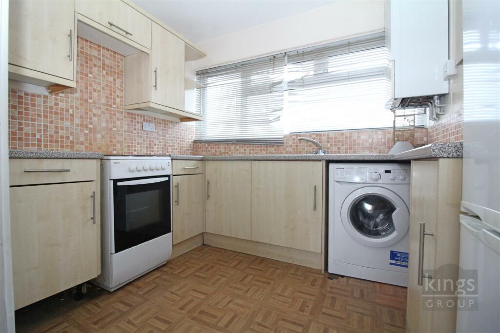 Additional image 4 of Spring Hills, Harlow