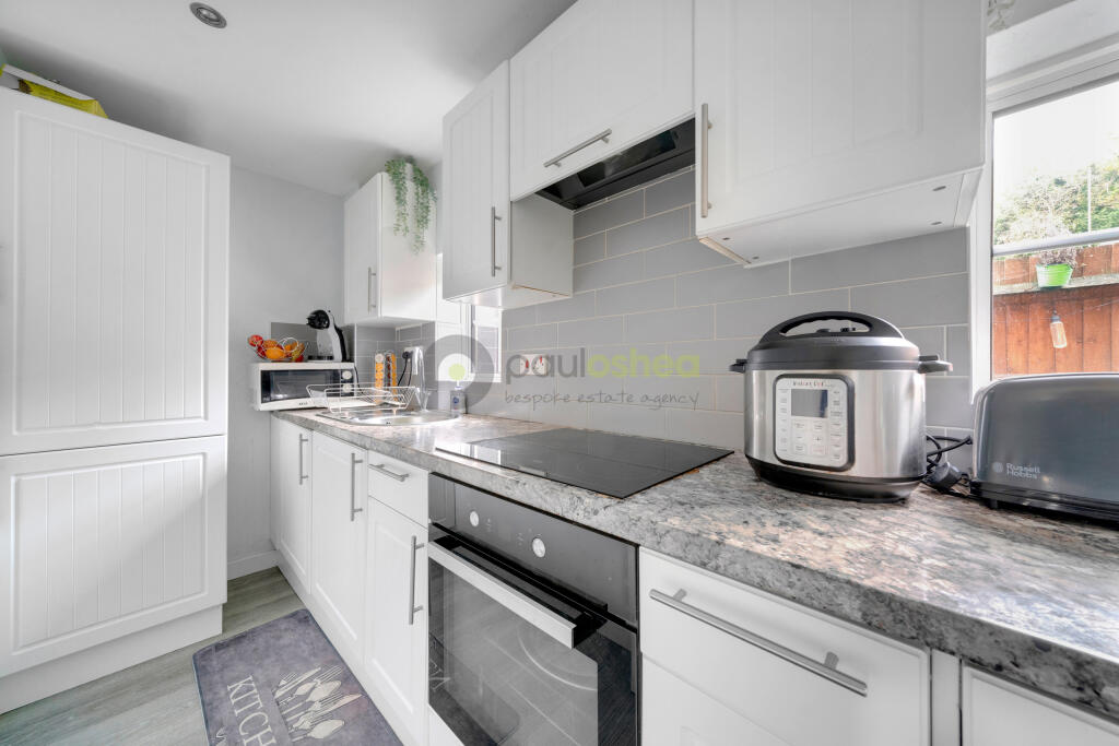 Additional image 7 of Hill View, Whyteleafe, Surrey