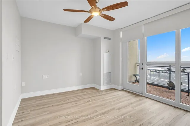 Additional image 29 of 3 Marine Parade Dr Unit 2005