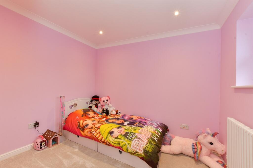 Additional image 8 of Doulton Close, Church Langley, Harlow, Essex