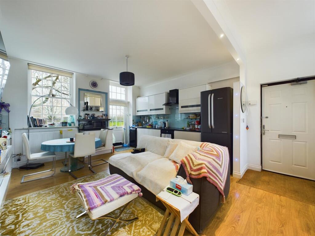 Additional image 10 of Cayton Road, Coulsdon