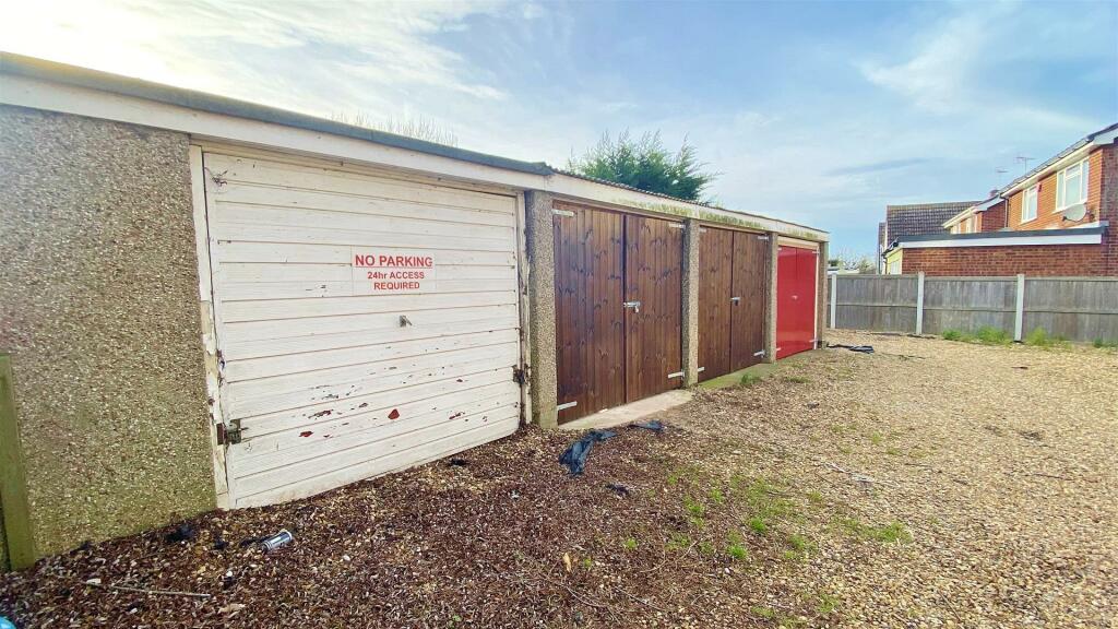 Additional image 14 of Frinton Road, Kirby Cross