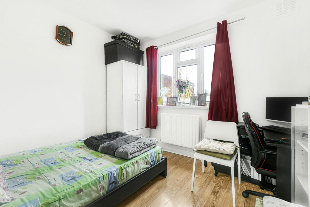 Additional image 8 of London Road, Mitcham, CR4