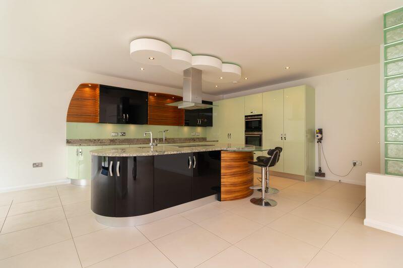 Additional image 12 of Westhall Road, Warlingham