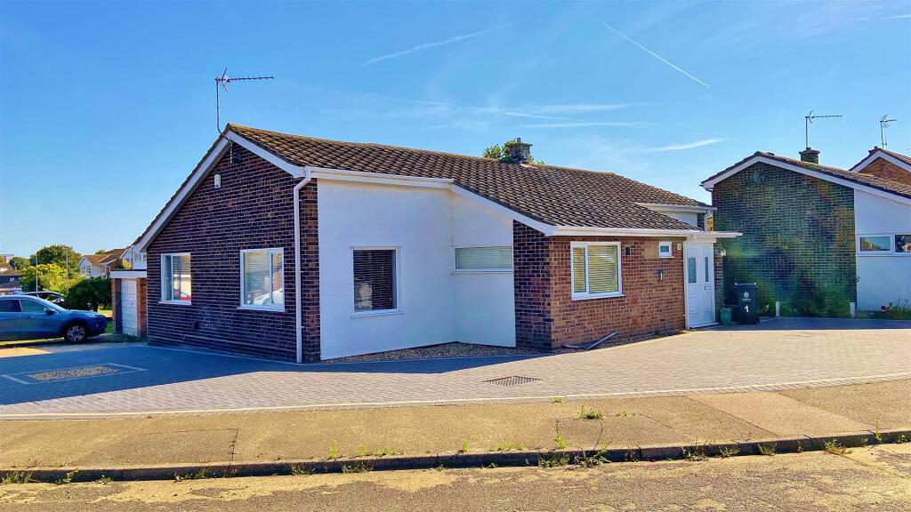 Additional image 23 of Gatefield Close, Frinton Homelands