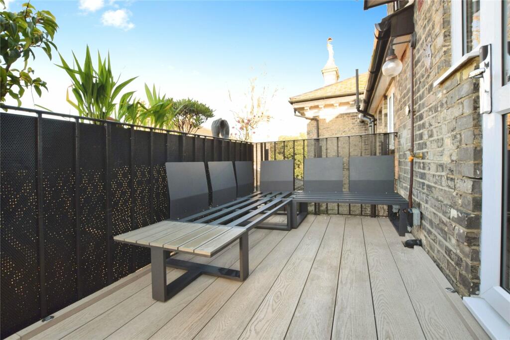 Additional image 14 of Beverley Road, Colchester, CO3