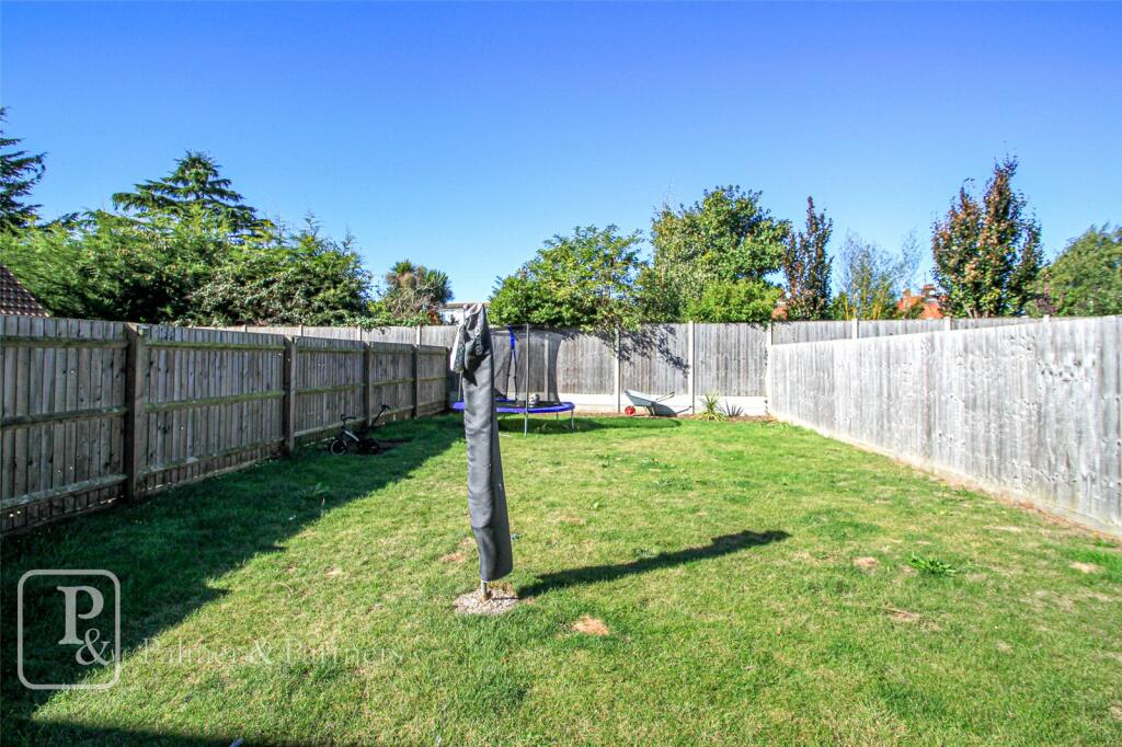 Additional image 20 of Barley Road, Kirby Cross, Frinton-on-Sea, Essex, CO13