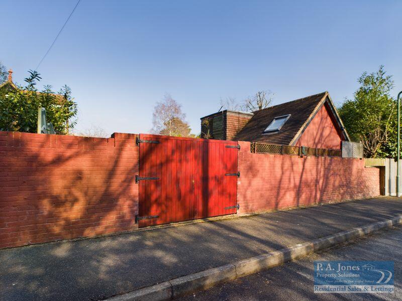 Additional image 26 of HIGHVIEW, CATERHAM