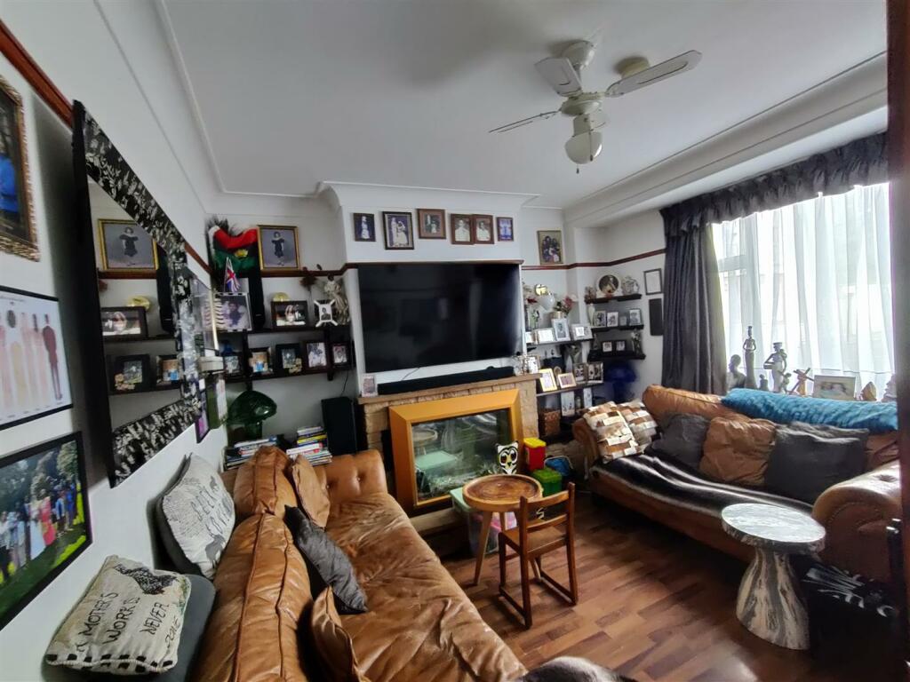 Additional image 9 of Thirsk Road, CR4