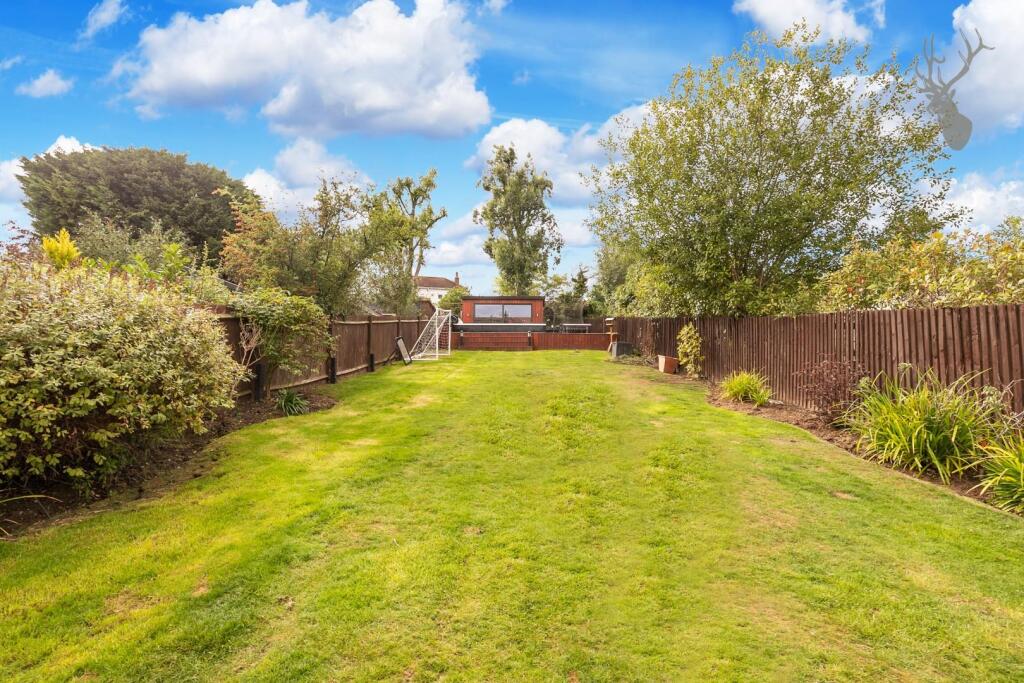 Additional image 24 of Dukes Avenue, Theydon Bois, Epping