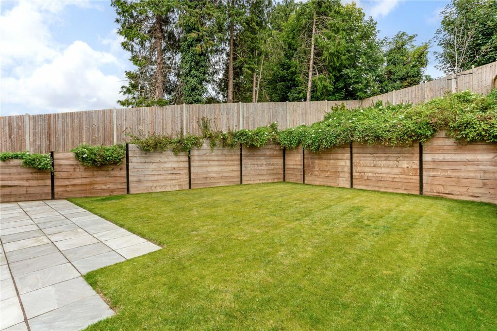 Additional image 11 of Woodplace Lane, Coulsdon, CR5