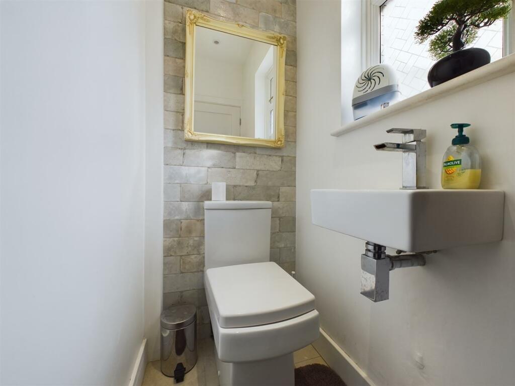 Additional image 19 of Stoats Nest Village, Coulsdon