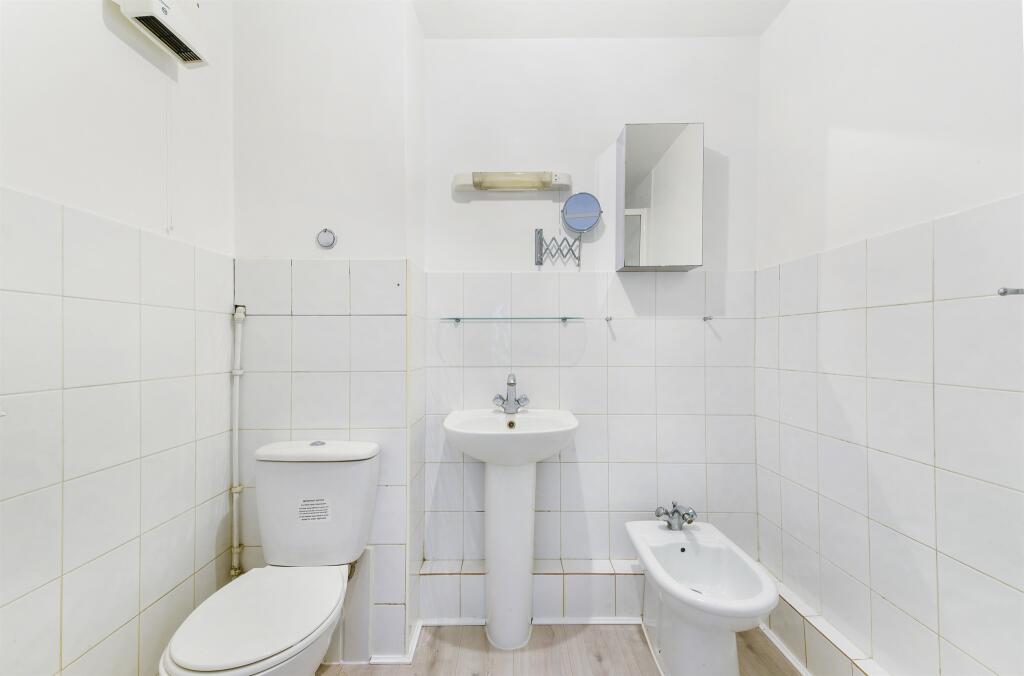 Additional image 7 of Chancellor Gardens, South Croydon