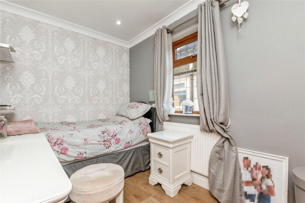 Additional image 10 of Thorndon Avenue, BRENTWOOD, Essex, CM13