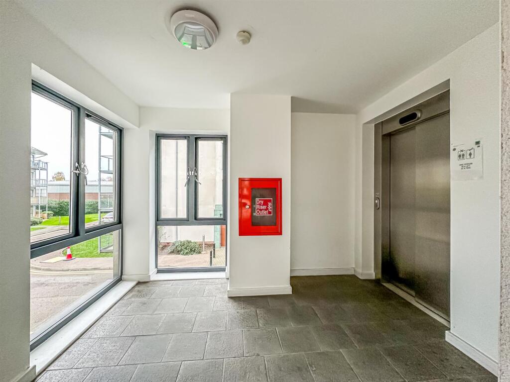 Additional image 16 of High Street, Brentwood