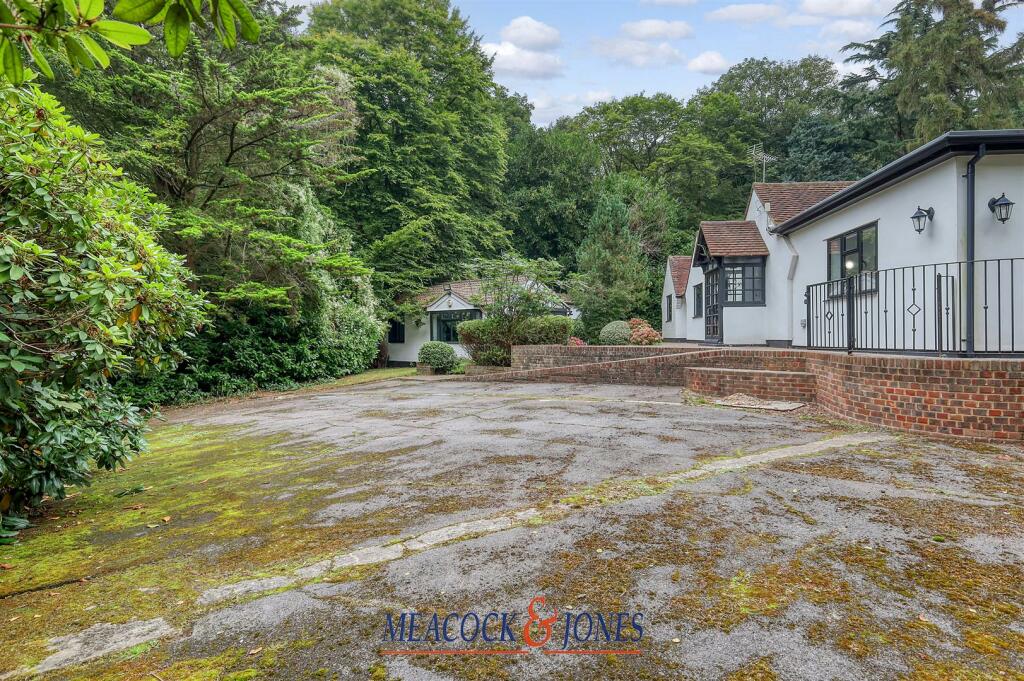 Additional image 32 of Weald Road, South Weald, Brentwood