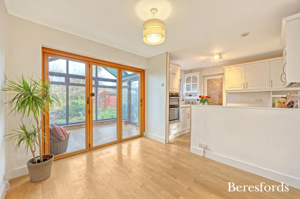 Additional image 4 of Ian Road, Billericay, CM12