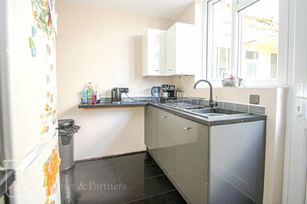 Additional image 8 of Skelmersdale Road, Clacton-on-Sea, Essex, CO15