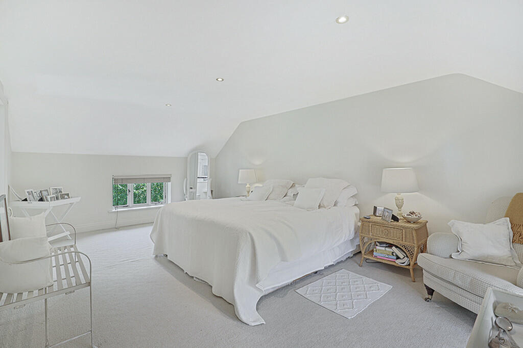 Additional image 11 of Copped Hall, Epping