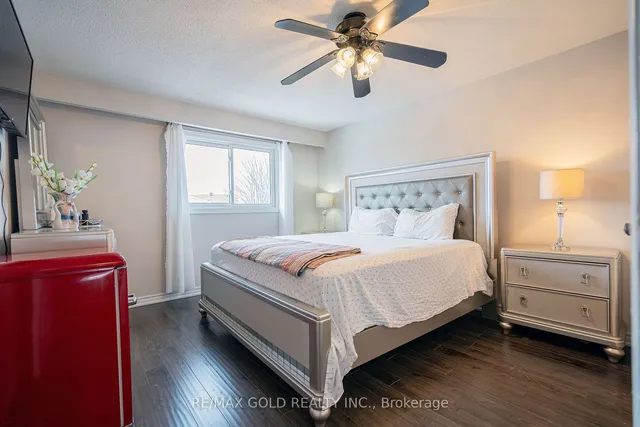 Additional image 24 of 4 Simmons Blvd