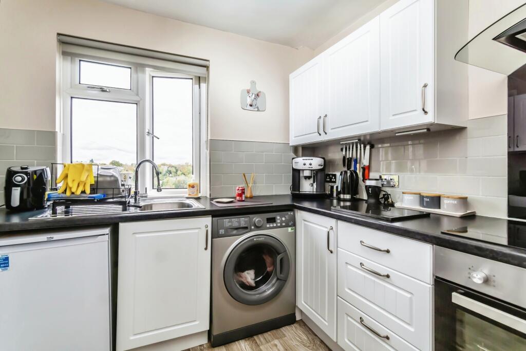 Additional image 12 of Abbotts Walk, Caterham, Surrey, CR3