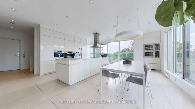 Additional image 3 of 1 Watergarden Way Unit 501