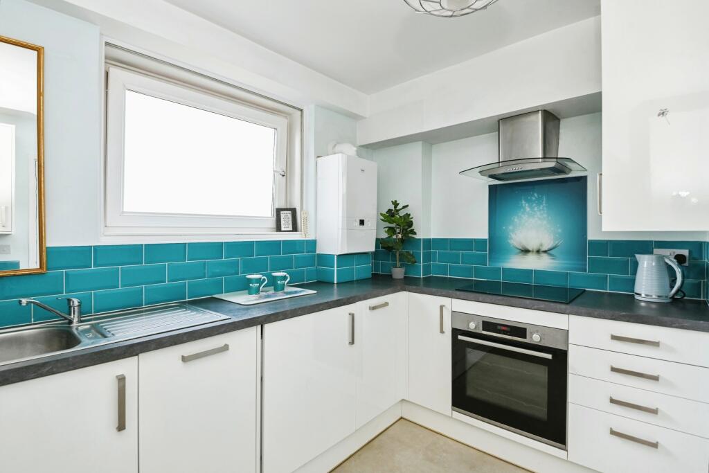 Additional image 17 of The Esplanade, Frinton-on-Sea, Essex, CO13