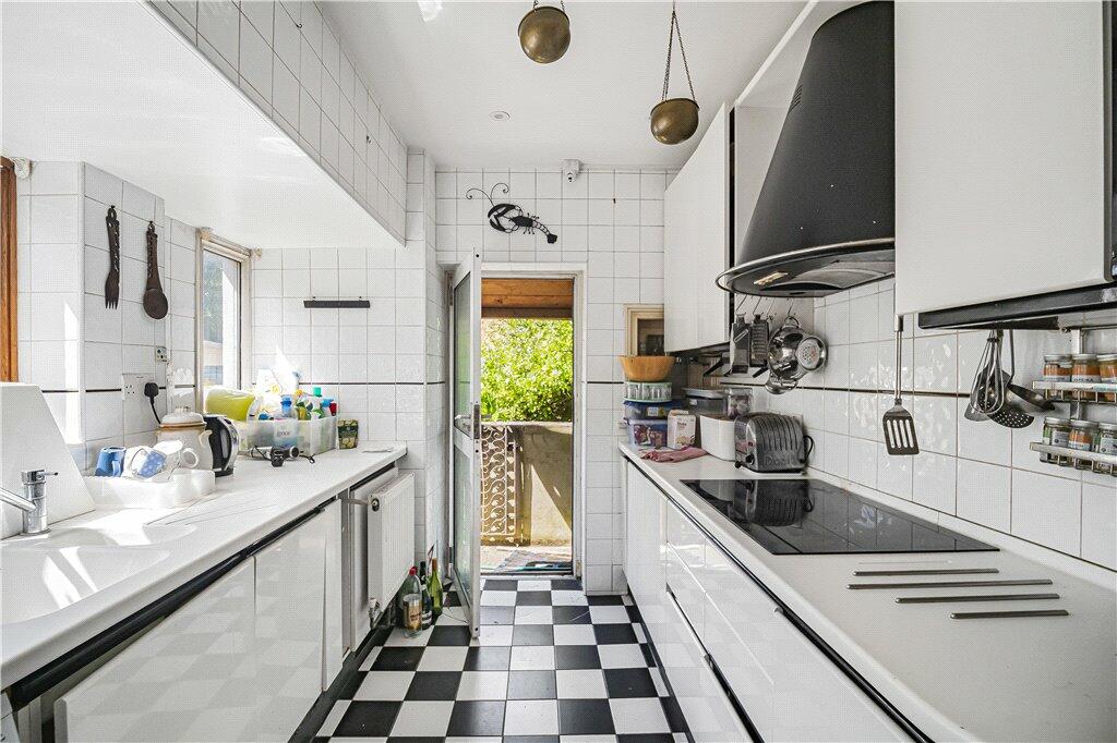 Additional image 7 of Warwick Road, Thornton Heath, CR7
