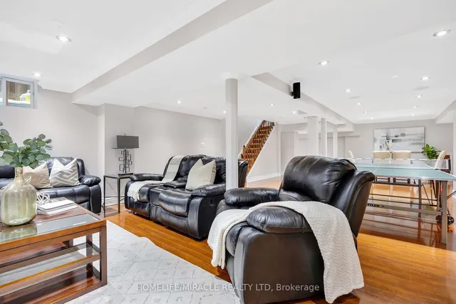 Additional image 40 of 8 Bottlebrush Dr