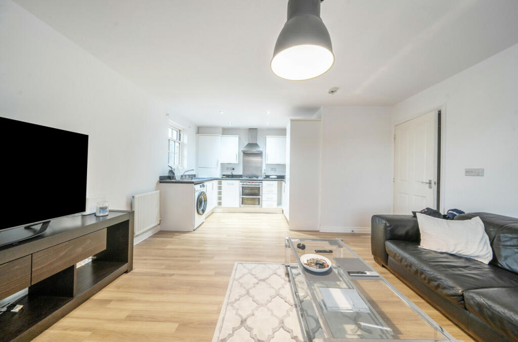 Additional image 5 of White Hart Way, Dunmow, Essex, CM6