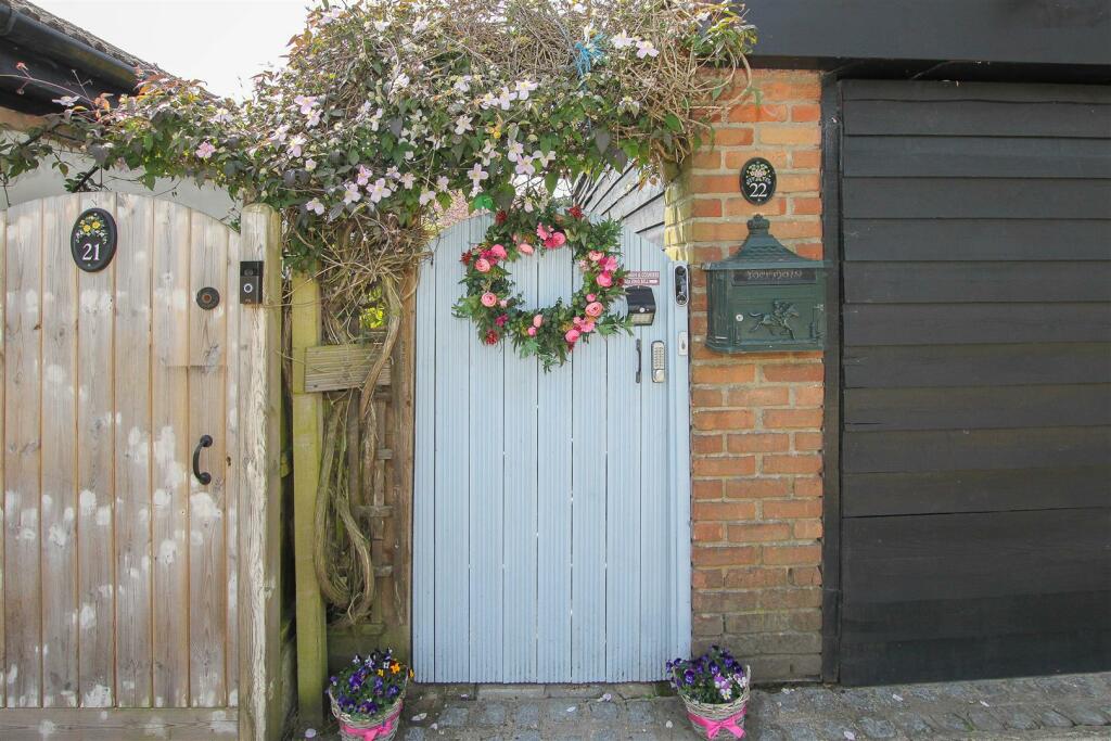 Additional image 32 of Mores Lane, Bentley, Brentwood