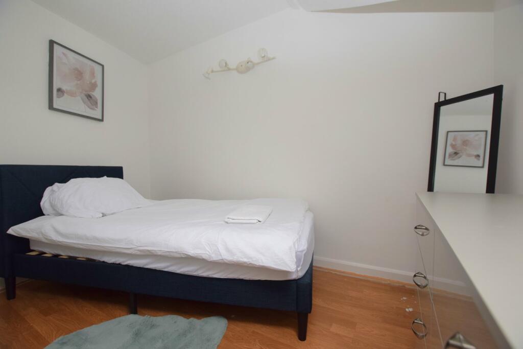 Additional image 13 of Lorraine Close, Billericay, CM11